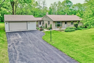 W153S6609 Lawndale Place, Muskego, WI 53150