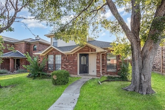 2921 Menlo Park Ln, Carrollton, TX 75007
