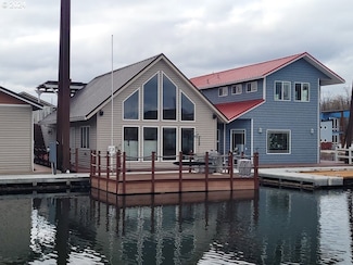 18699 NE Marine Dr Unit C-7, Portland, OR 97230