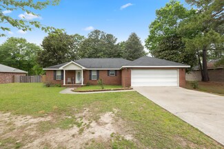 27 Keystone Dr, Petal, MS 39465