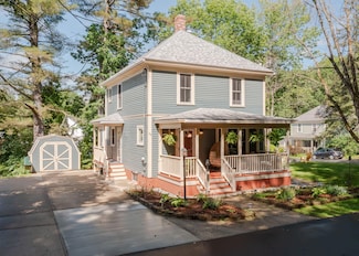 32 Wescott St, Limerick, ME 04048