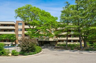 9242 Gross Point Rd Unit D105, Skokie, IL 60077