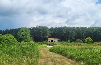 9515 E 100 N, Knox, IN 46534