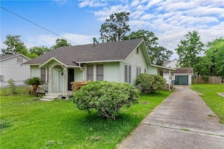 423 E 1st St, Jennings, LA 70546