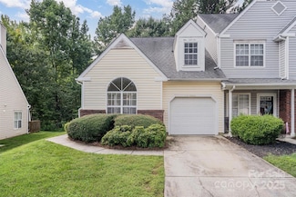 5884 Prescott Ct, Charlotte, NC 28269