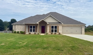 640 Chanlee Dr, Deatsville, AL 36022