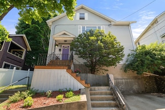 18 Moulton Rd Unit 1, Arlington, MA 02476