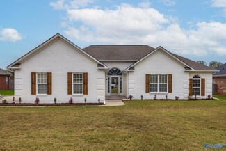 124 High Noon Ln, Huntsville, AL 35806