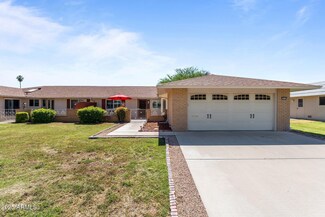 15614 N Lakeforest Dr, Sun City, AZ 85351