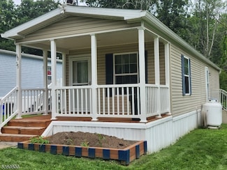 90-35 Honey Run Rd, Blairstown, NJ 07825