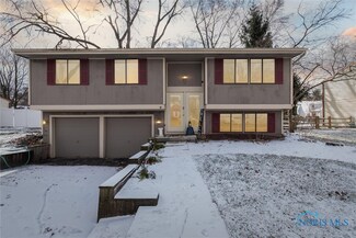 6715 Denbridge Dr, Sylvania, OH 43560