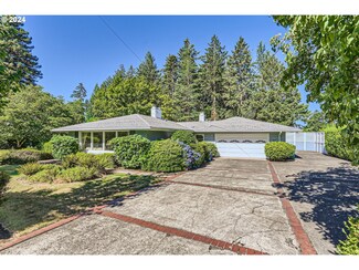 5805 SW Arrow Wood Ln, Portland, OR 97225