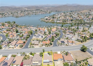 29698 Vacation Dr, Canyon Lake, CA 92587