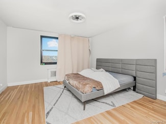 75 W 238th St Unit 3H, Bronx, NY 10463