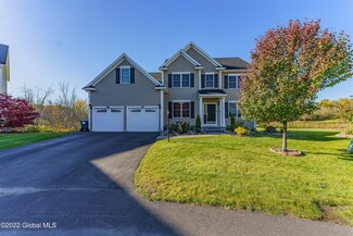 5 Mcewan Way, Watervliet, NY 12189