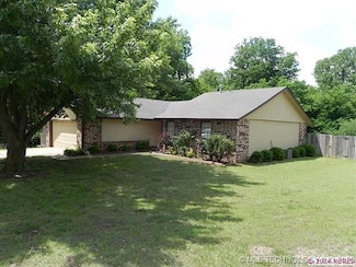 5304 S Juniper Ave, Broken Arrow, OK 74011