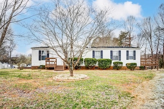 405 Briarwood Ct, Mount Holly, NC 28120