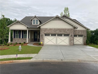 272 Silver Ct, Hoschton, GA 30548