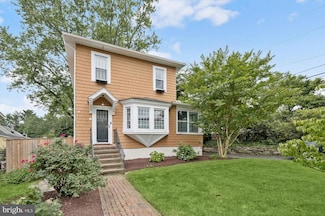 207 E Melrose Ave, Baltimore, MD 21212