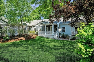 16 Green St Unit 11, Ipswich, MA 01938