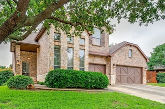 201 Barkley Dr, Lake Dallas, TX 75065