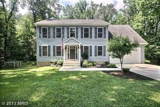 6825 1st St, Riverdale, MD 20737