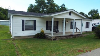 18035 Pythian St, Union Furnace, OH 43158