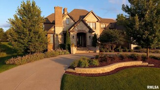 2215 W Augusta Dr, Dunlap, IL 61525