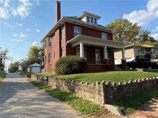 2208 N 2nd St, Saint Joseph, MO 64505