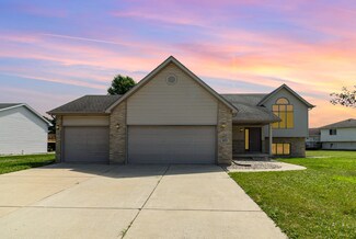 1671 Sapphire Ct, Hobart, IN 46342