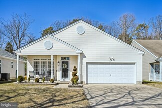 13 Carriage Stop Dr, Berlin, NJ 08009
