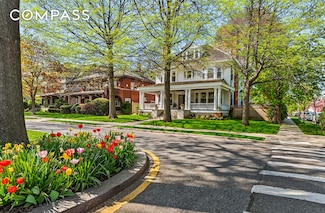 1221 Albemarle Rd, Brooklyn, NY 11218