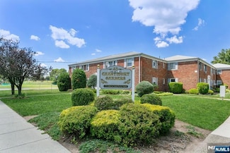 43 Conforti Ave Unit 87, West Orange, NJ 07052