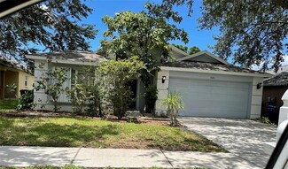 520 Greg St, Valrico, FL 33594