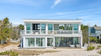 413b Dune Rd, Westhampton Beach, NY 11978