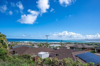939 Hoomau St, Wailuku, HI 96793