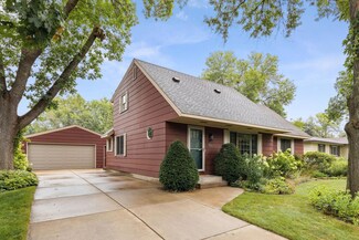 1326 19th St W, Hastings, MN 55033