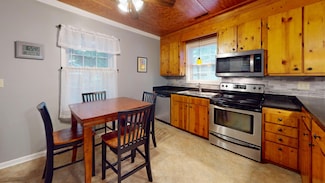 2677 Louise Dr, North Charleston, SC 29405