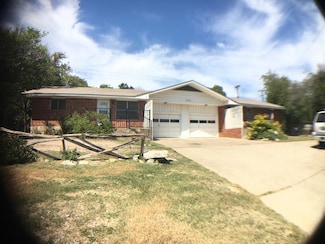 101 Ranchero Rd, Kerrville, TX 78028