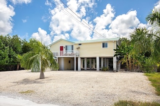 33 E Cahill Ct, Big Pine Key, FL 33043