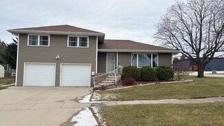 117 S West St, Waupun, WI 53963