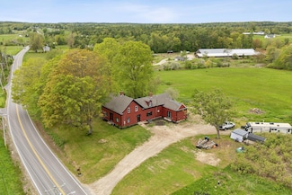 692 South St, Biddeford, ME 04005