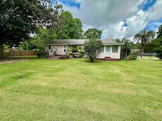 508 NE 3rd St, Havana, FL 32333