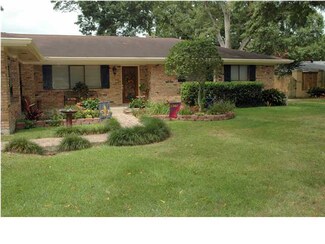 102 Tours St, Lafayette, LA 70506