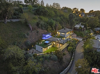 7308 Pacific View Dr, Los Angeles, CA 90068