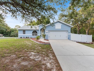 11205 W Samson Ln, Crystal River, FL 34428