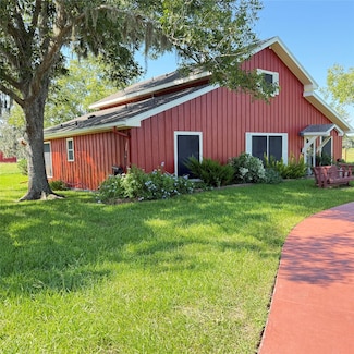 8960 County Road 505, Brazoria, TX 77422