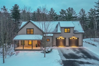 456 Thomas Ln, Stowe, VT 05672