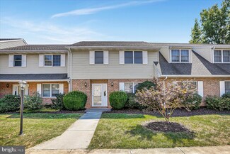 19 Garland Ct, Carlisle, PA 17013