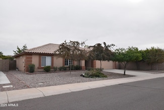 2213 S Tucana Ln, Gilbert, AZ 85295